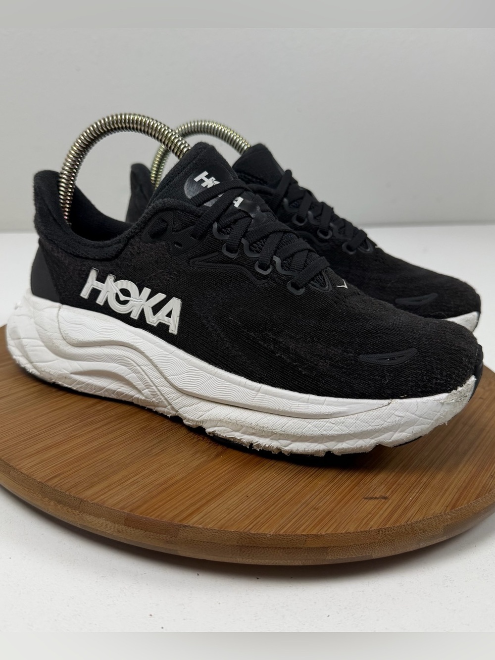 Hoka Arahi 8 Women’s Running Shoes